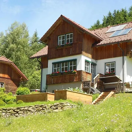 Kalsbergerin Fuer Geniesser Donnersbachwald